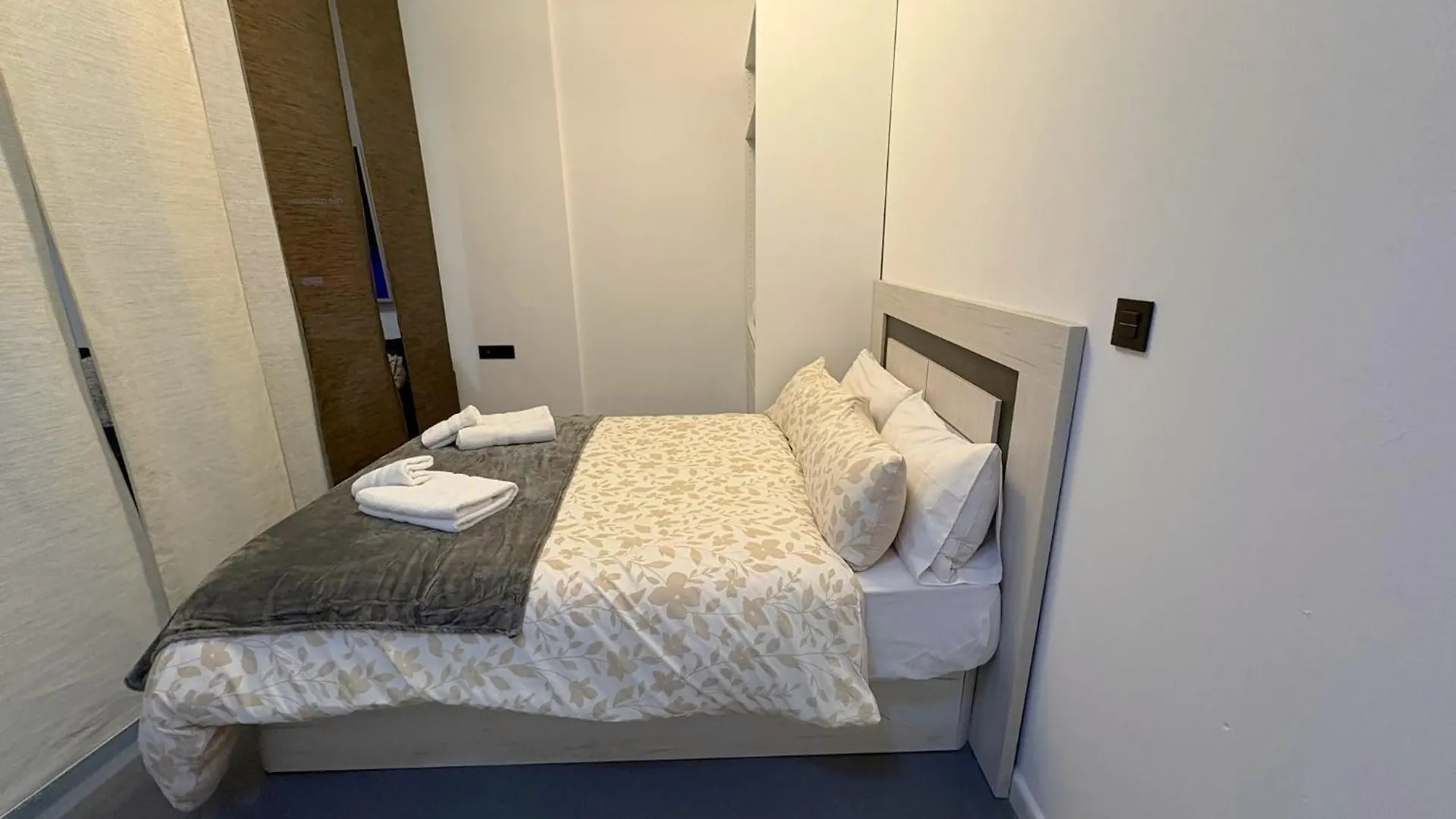 Estudio Debora Vialia A Pasos De La Estacion Màlaga Apartmán